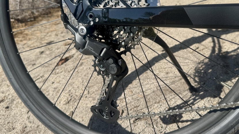 trek fx+7s - the cues drivetrain is designed to have long wear and low maintenance.