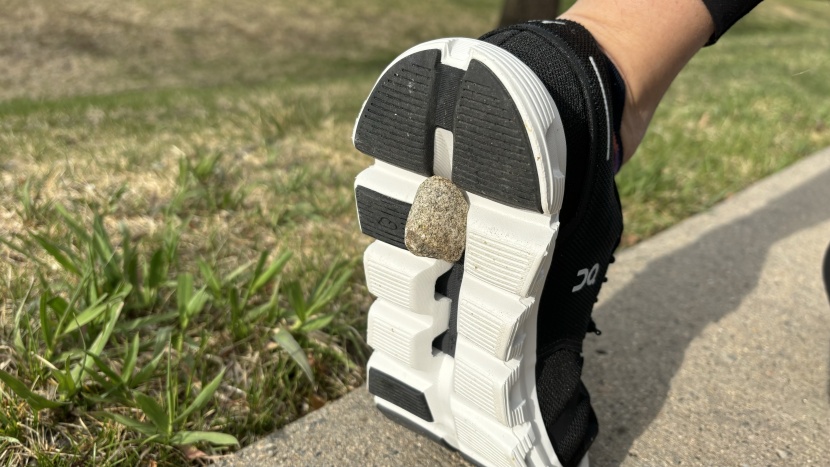 on cloud 6 for women - unfortunately, large rocks tend to get stuck directly in the middle...