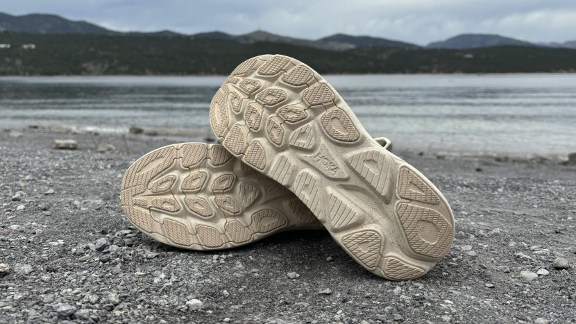 the clifton 10 traction is less flat than some traditional running...