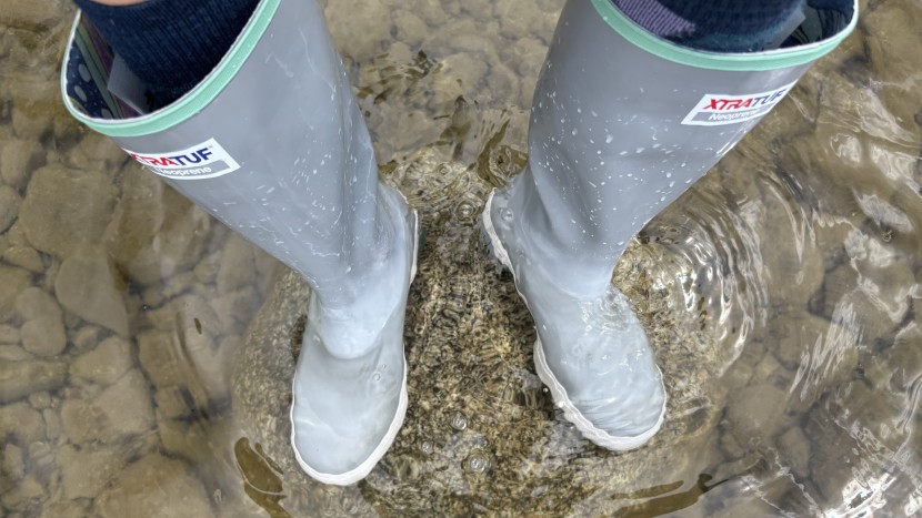 xtratuf legacy 15" for women - the xtratuf 15" legacy boots will keep water out even in the...