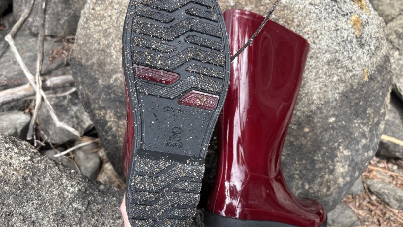 rain boots womens - each boot's traction was tested extensively, by walking up slippery...