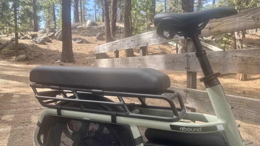 aventon abound lr - the rack design keeps the center of gravity low and allows for the...