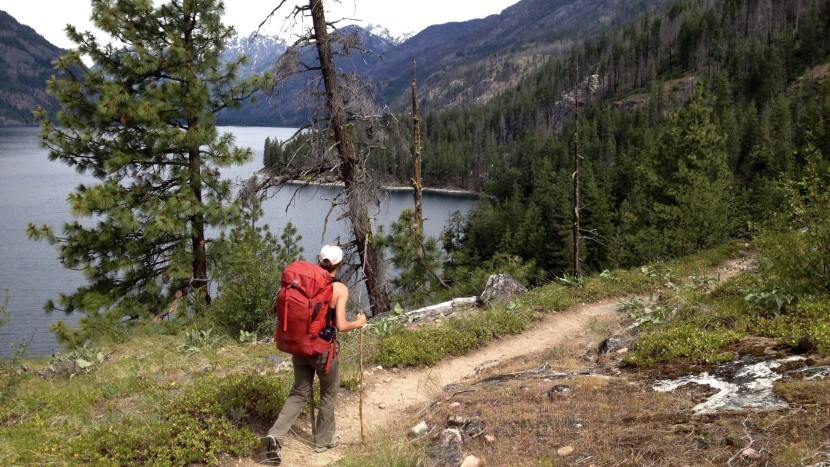 backpacking sleeping bag - an early season backpacking trip while comparing sleeping bags on...