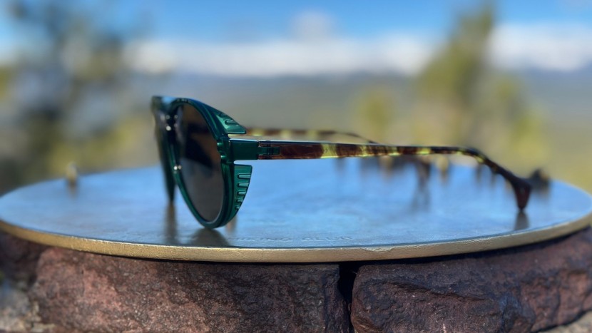 running sunglasses - the district vision kazu tourer have subtle yet highly effective...