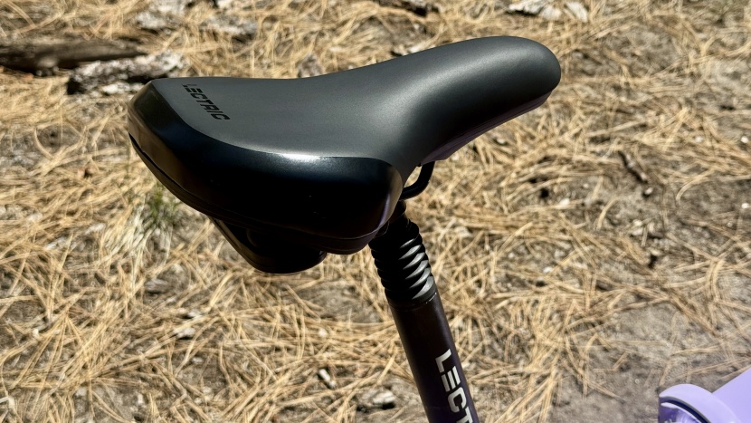 an agreeable cockpit feels well-appointed.