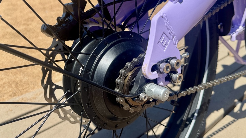 lectric xp lite 2.0 - the 300-watt motor balances energy consumption and power output.