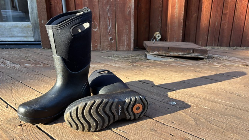 the bogs neo-classic tall boots have great traction on snow and ice