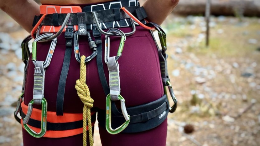 mammut 4 slide - although rated to 0 kn, this haul loop was strong enough to haul an...