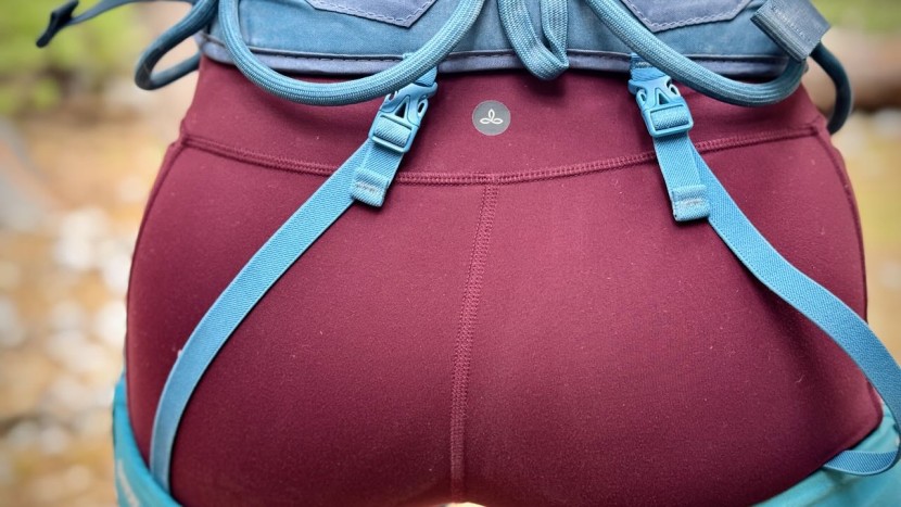 climbing harness womens - the elastic on the back of the harness allows you to remove the leg...