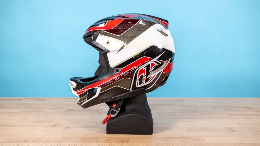 the d4 boasts excellent performance in its drop testing.