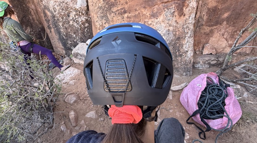 black diamond capitan - the extra-wide strap with the oversized pull tab makes it easy to...