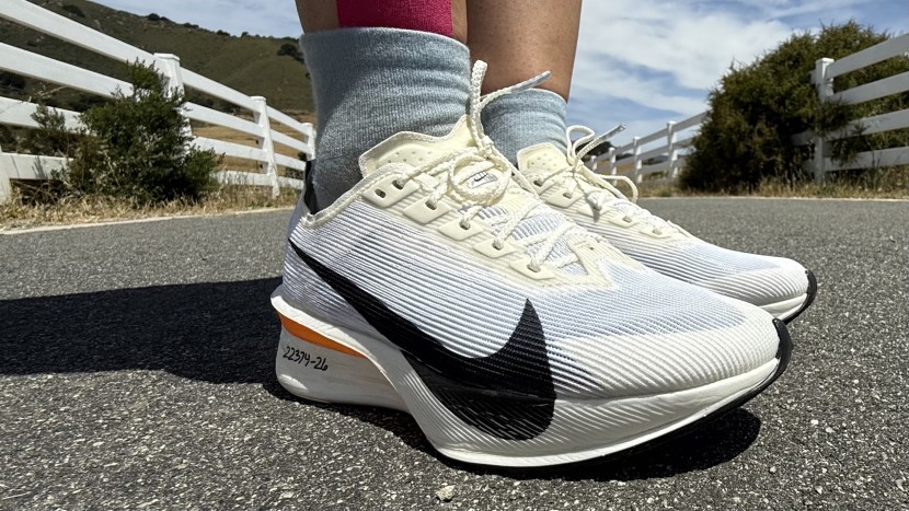 nike womens vaporfly 4