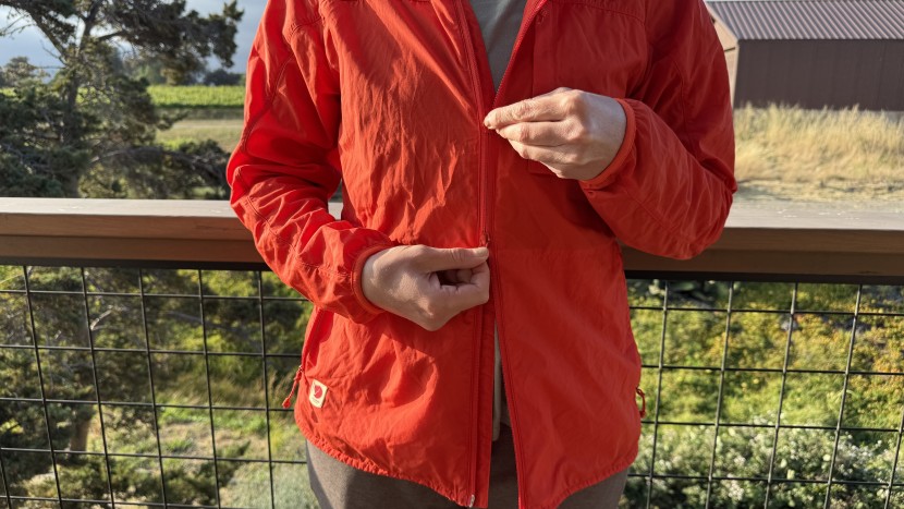 wind breaker jacket womens - the fjallraven high coast jacket is equipped with a two-way front...