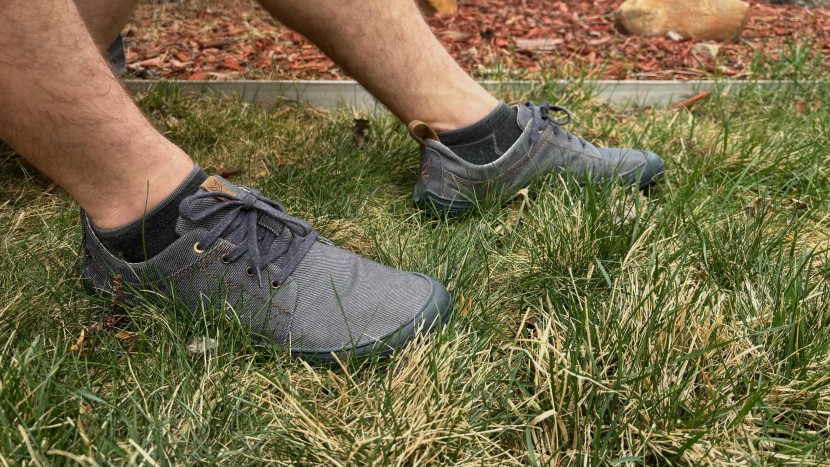 barefoot shoes men - the arnow is a casual barefoot shoe with a very minimal feel.