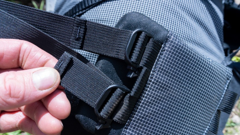 nashville pack the cutaway - "belt wings" with four points of tensioning. one advantage of this...