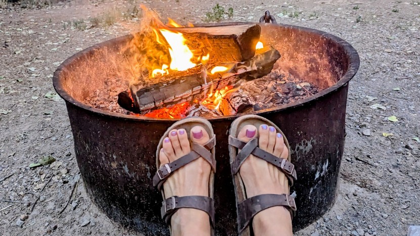 toe loops, sun-soaked steps, and just the right amount of strappy...