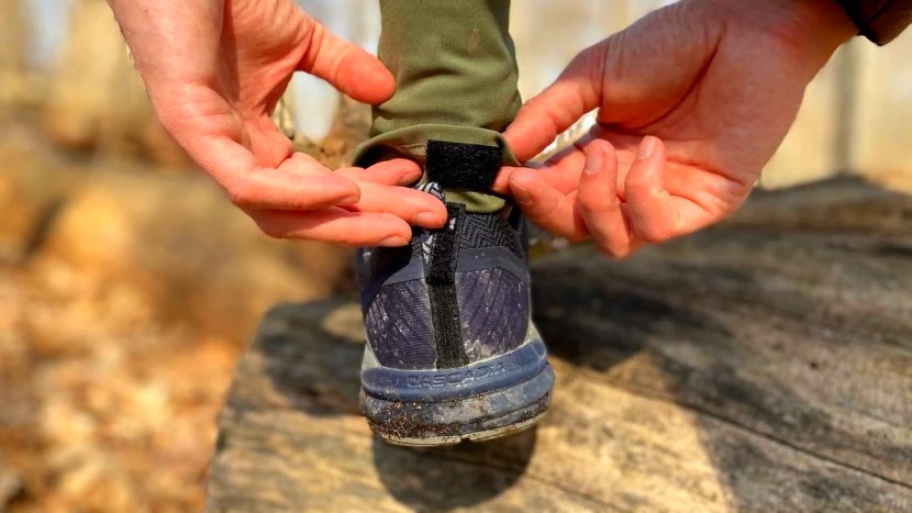 gaiters - we attached the velcro on the dirty girl to the velcro on the heel...