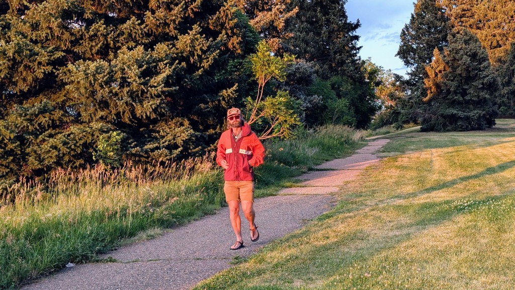 columbia spire valley - the spire valley is an affordable windbreaker you can wear on chilly...