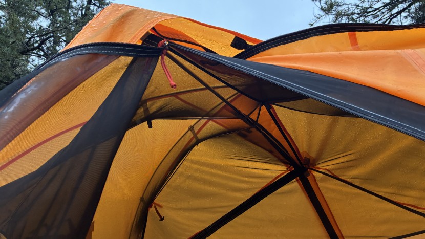 rei co-op trail hut 2 - the crossbar design helps maximize head space.