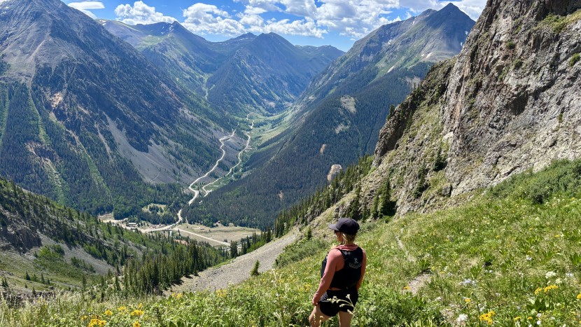 mountain hardwear crater lake long sleeve hoody for women - we enjoyed all kinds of adventures in the crater lake.