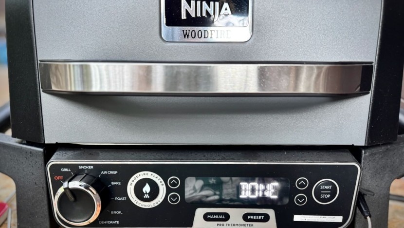 ninja woodfire outdoor grill &amp; smoker with thermometer - if you're after a versatile, unique, and user-friendly design that...