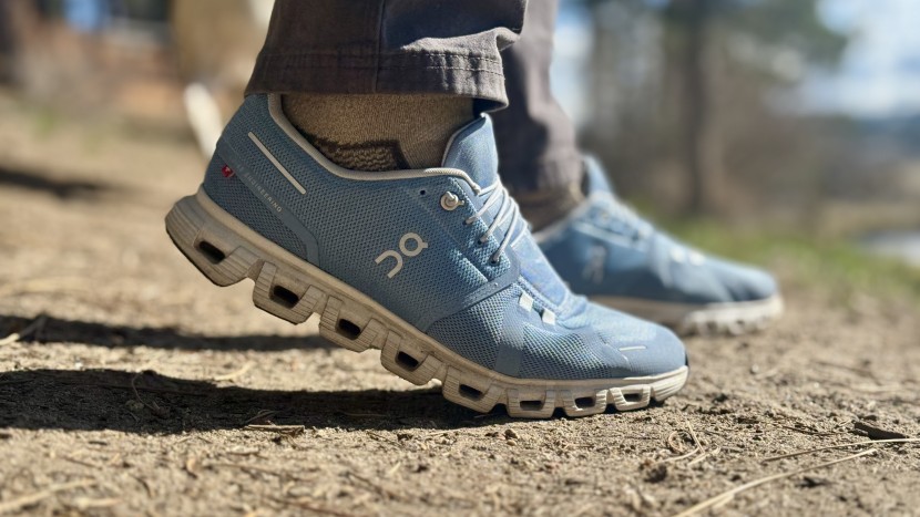 walking shoes men - the on cloud 6 isn't super cushiony like others, but its pod design...