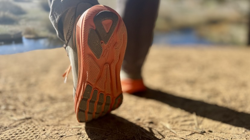 altra experience flow - the rubber in high wear areas provides secure grip on pavement.