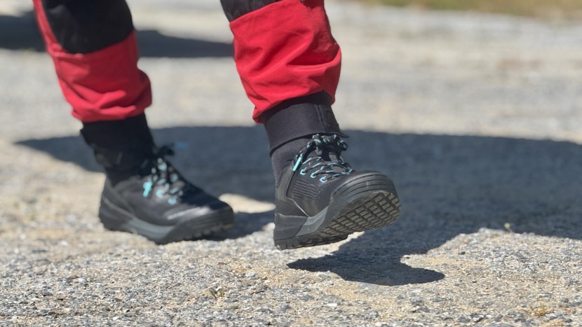 palm gradient 3.0 boots - we would feel comfortable walking for miles in these boots.