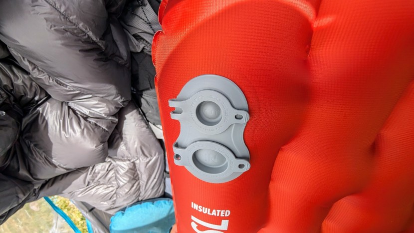 big agnes rapide sl insulated - the rapide sl's separate one-way valves mean you don't have to...