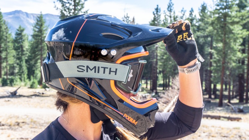 demon united podium - the podium's visor mgiht not be the largest, but it's easy to adjust.