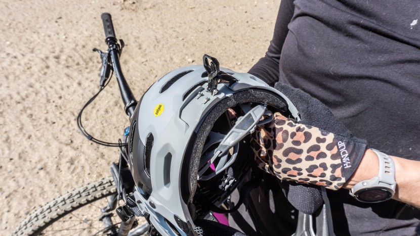 bell super 3r mips - the buckle system was impressively easy to use for converting the...