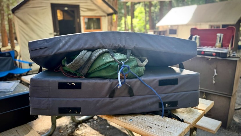 bouldering crash pad - the black diamond circuit z doesn't excel at packability as you'll...