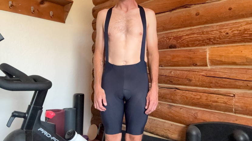 endura pro sl bib short - we loved the low-cut design of the endura pro sl's waistband.