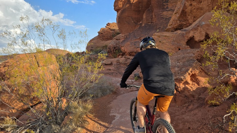 mountain bike shorts - the included liner short of the patagonia dirt craft shorts has a...