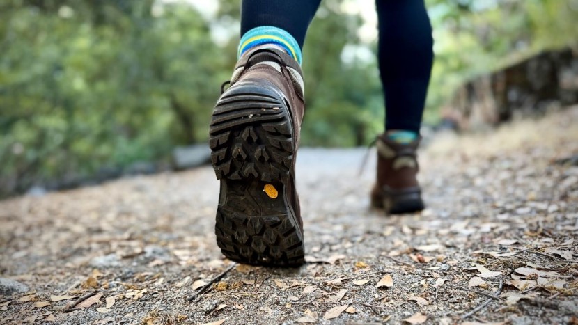 while the keen targhee iv outsoles felt dangerously slick when wet...
