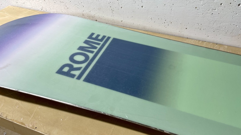 whether it's in deep snow, hardpack, or just a dusting, the women's...