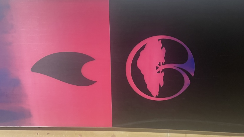 arbor rain - its aggressive sidecut and stiff camber make this a perfect board...