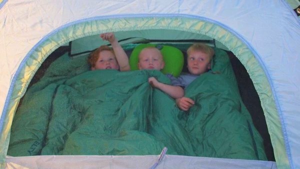 kelty tru.comfort 20 doublewide - the bag's large hood allows campers to tuck their pillows securely...