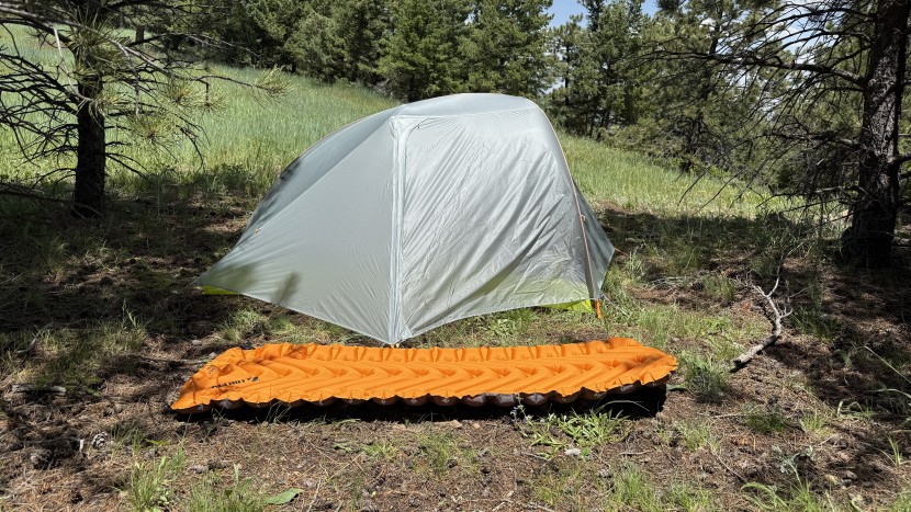 klymit static v lite insulated - we loved this affordable sleeping pad for weekend jaunts in...