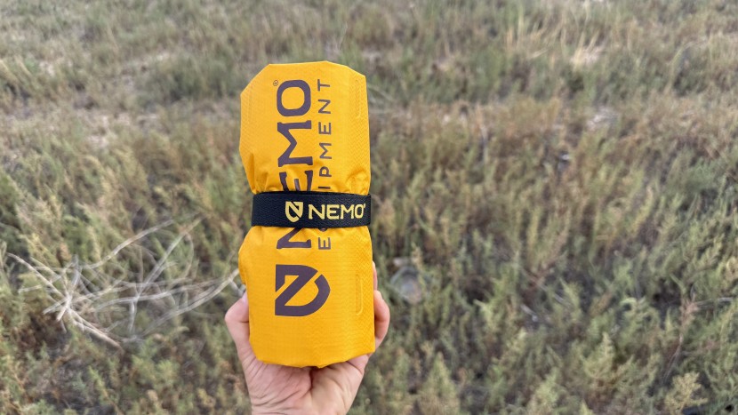 sleeping pad womens - going without a pump sack and stuff bag can shave a few ounces off...