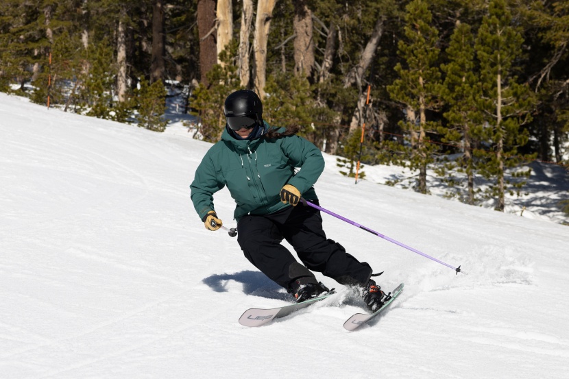 elan ripstick 94 w - our tester, kelly, is doing a fantastic job of getting the inside...