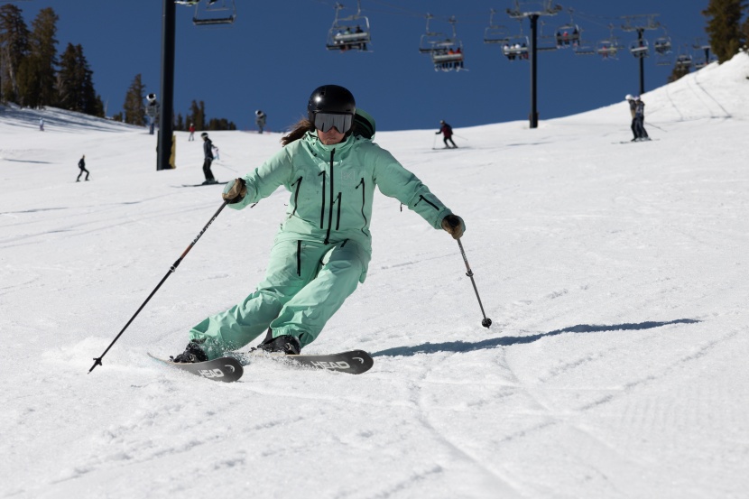 head kore 93 ti w - this ski is quick to tip up on edge, and smoothly flows through a...