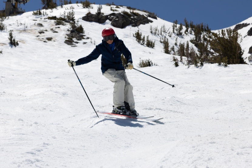 rossignol rallybird soul 102 - this ski prefers precision over pop; it's a bit too heavy and lacks...