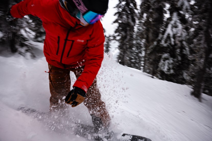 whether it's in deep snow, hardpack, or just a dusting, the women's...