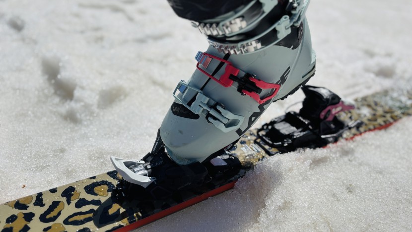 tech toe inserts also make them compatible with touring bindings...