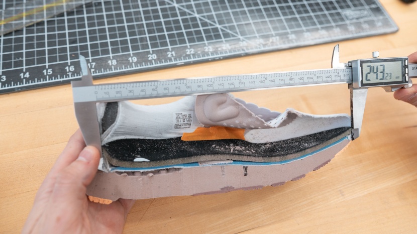 we measured the gel-kayano in our lab.