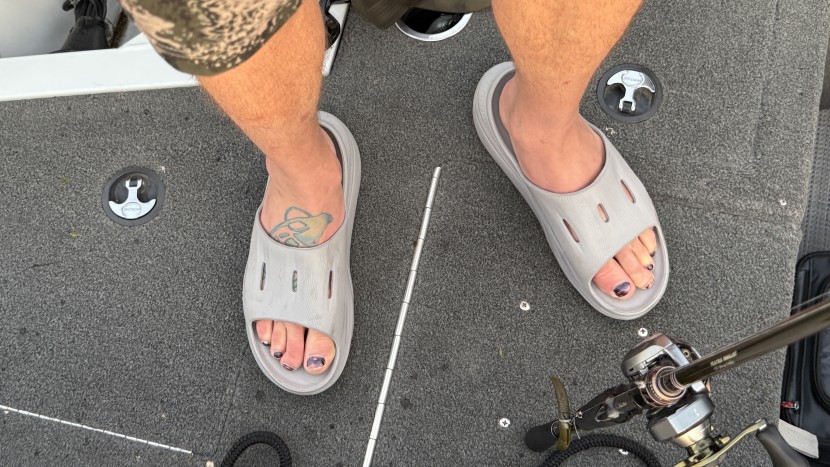 hoka ora recovery 3 - these cushioned slides have a decent tread pattern providing...