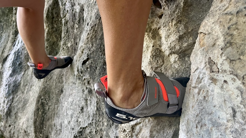 climbing shoes womens - with a synthetic upper and a textile lining, the kirigami protects...