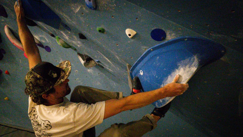 ocun bullit - climbing in the bouldering cave, the bullit feels about as capable...
