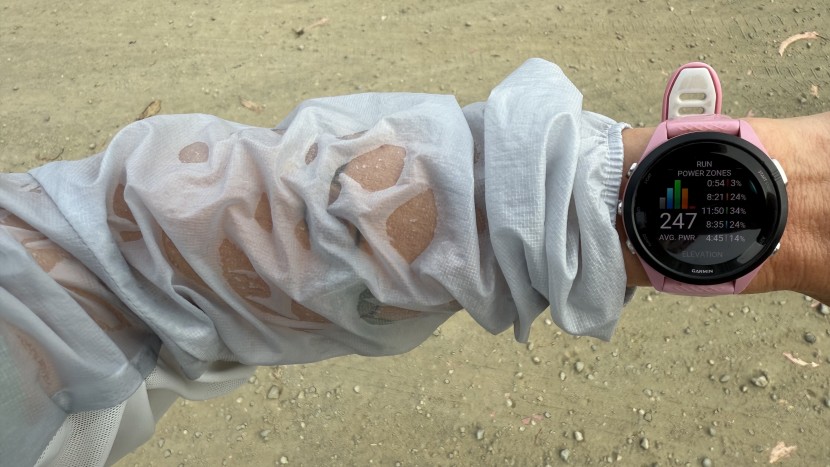 running jacket womens - not all jackets balance protection and breathability with the same...